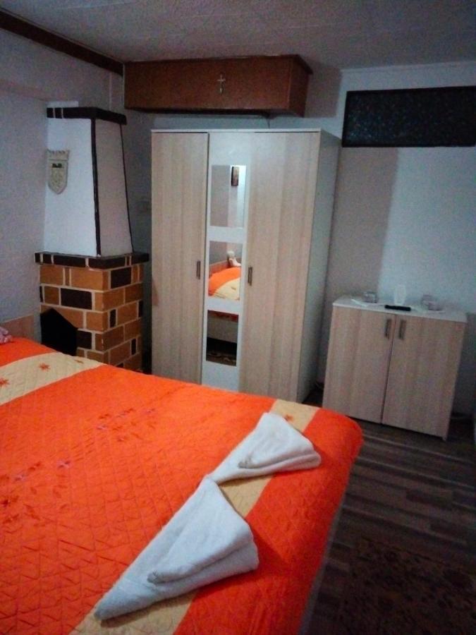 Aurora Hotel Sinaia Bagian luar foto